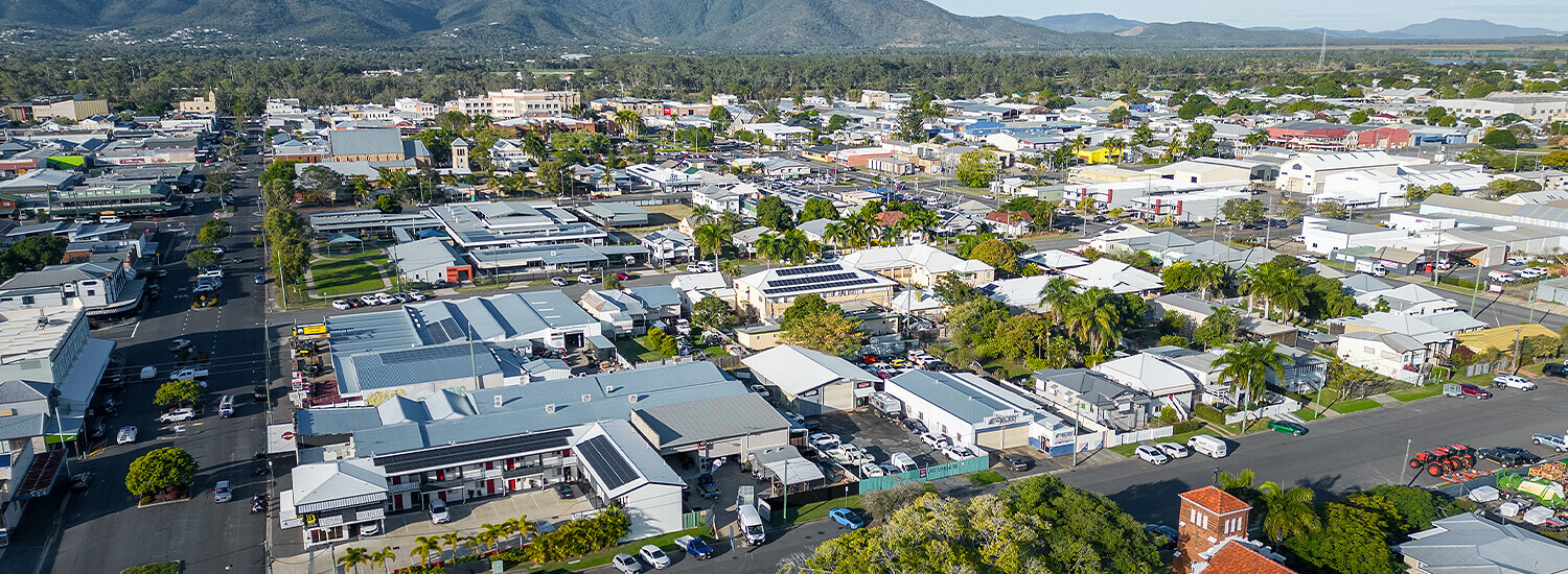 Rockhampton Aerial view with Citywalk in front